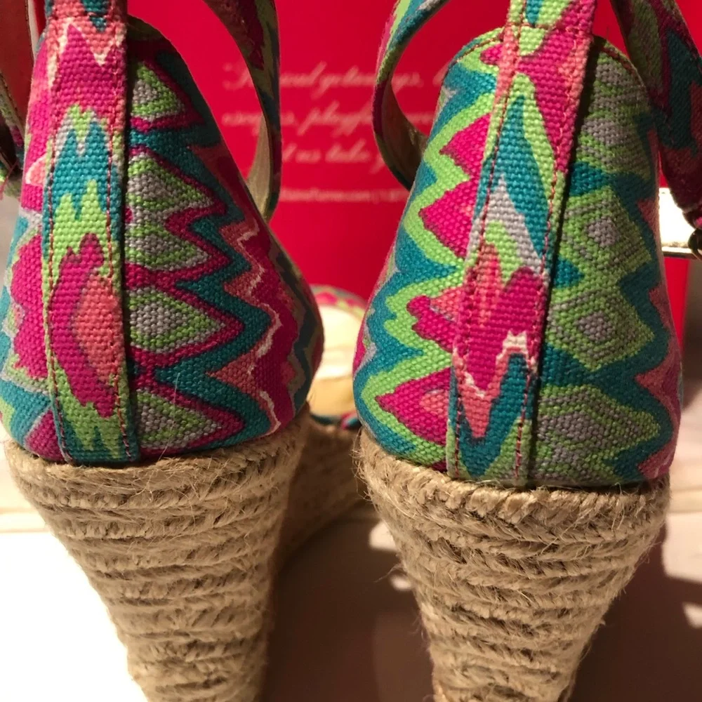 NWT in box Elaine Turner Pink, Green & Blue Batik Print Espadrille Wedge Sandals